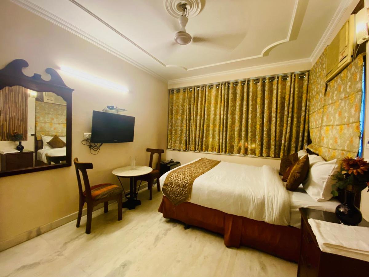 Jpm White House Guest house *